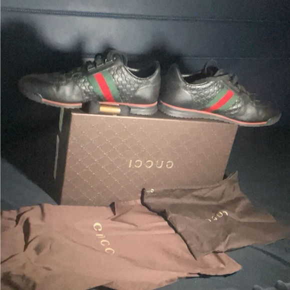 Red, Black, and Green Gucci Shoes - Picture 4 of 7